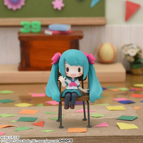 SEGA JAIA Hatsune Miku Perching Mini Figure 16th Anniversary 00000002897 фото